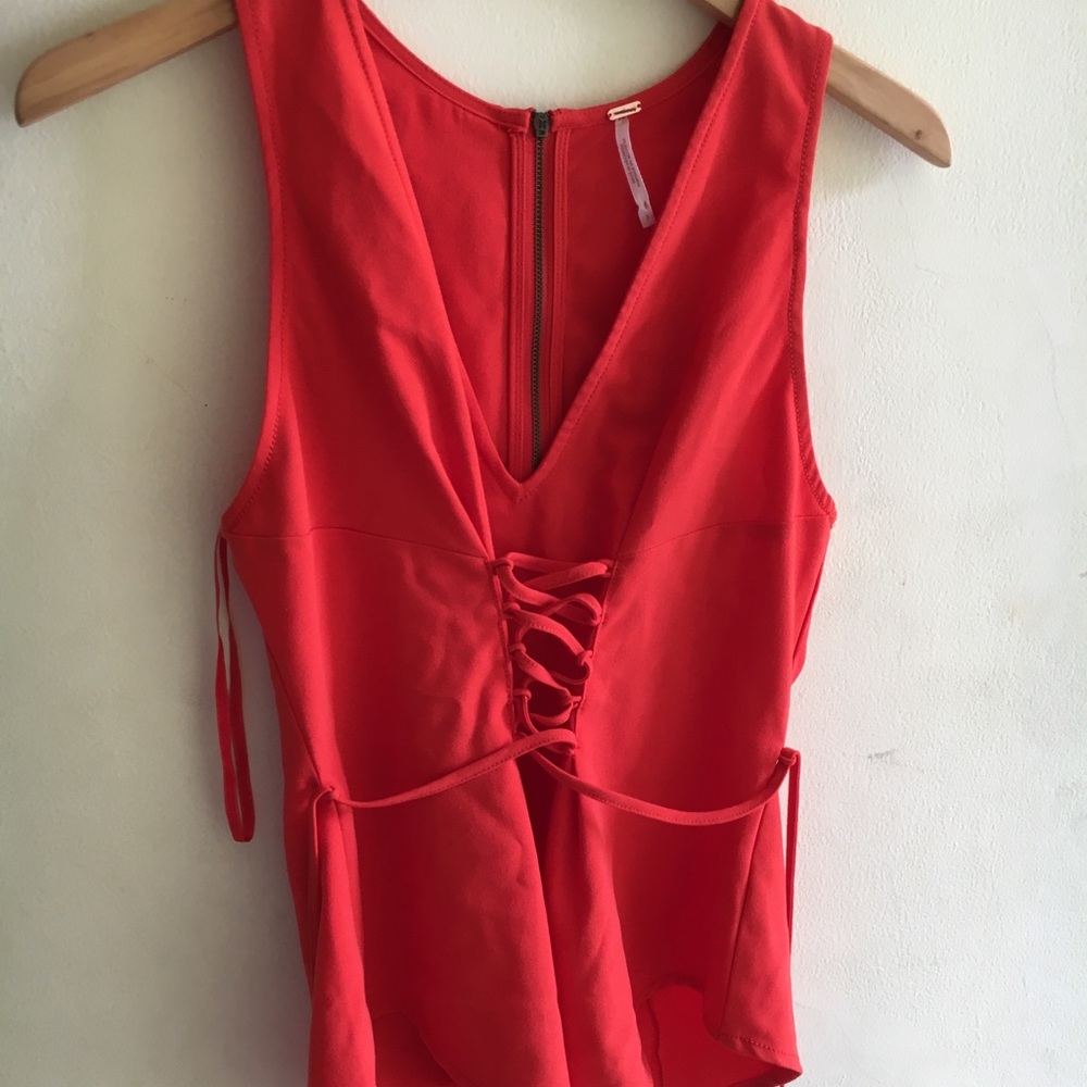 GORGEOUS FREE PEOPLE TOP NWOT!!!